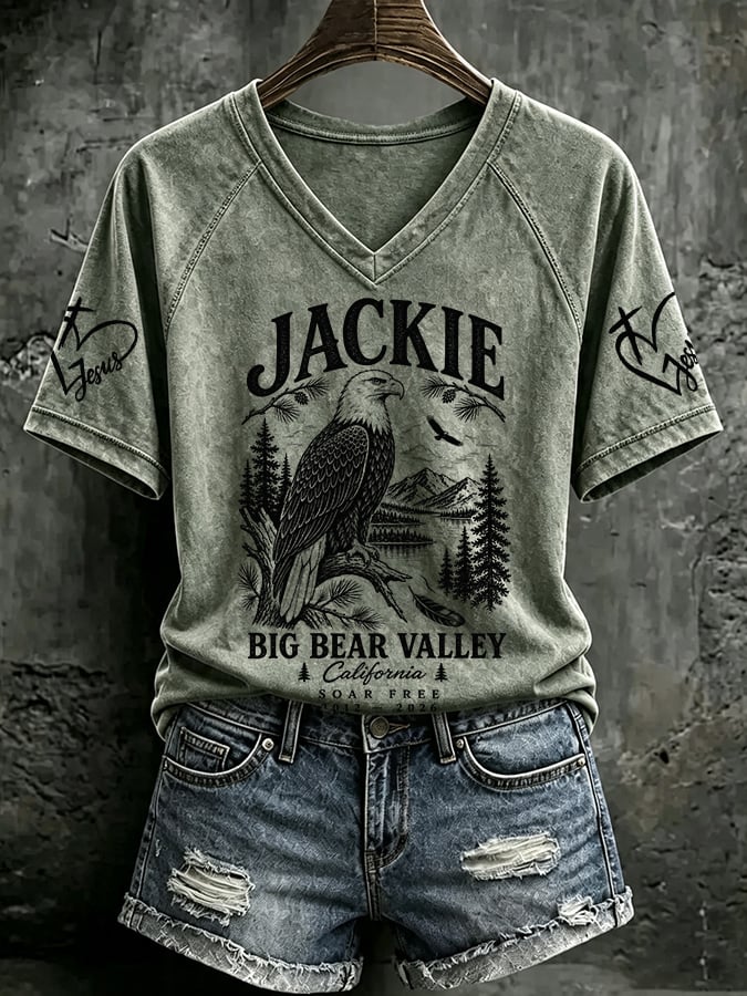 V Neck Retro Jackie Big Bear Valley California Soar Free 2012 - 2026 Print T-Shirt