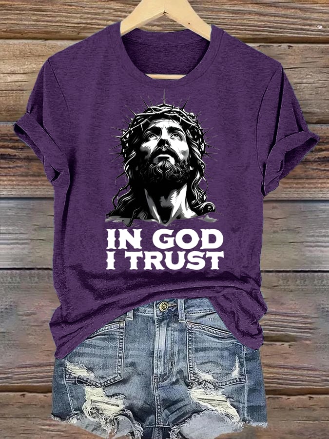 Women's In God I Trust Christian T-Shirt, Retro Jesus Portrait Graphic Tee, Faith Based Religious Shirt