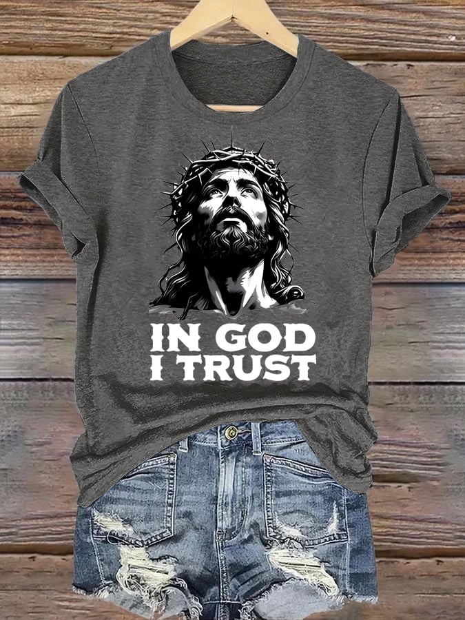 Women's In God I Trust Christian T-Shirt, Retro Jesus Portrait Graphic Tee, Faith Based Religious Shirt
