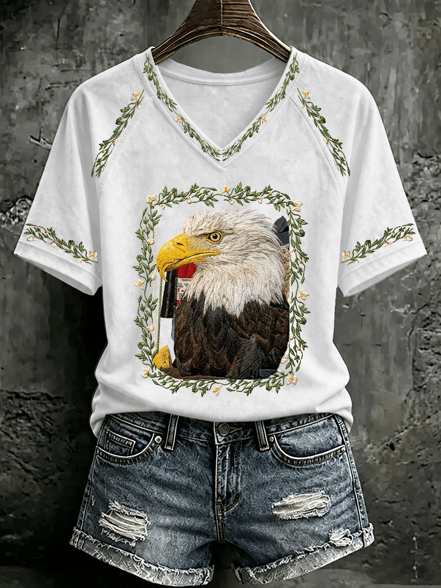 V Neck Retro Jackie Forever Our Queen Print T-Shirt