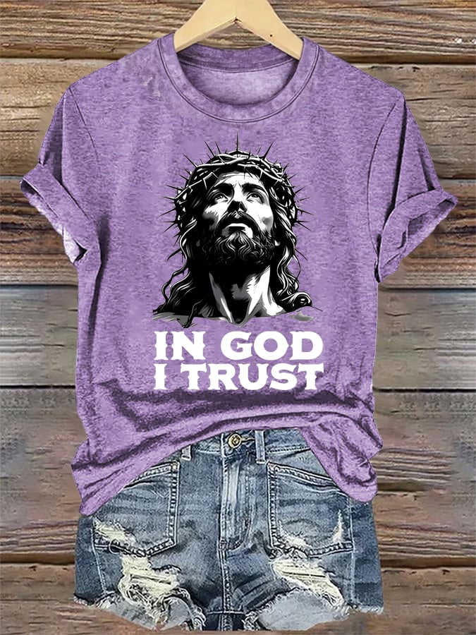 Women's In God I Trust Christian T-Shirt, Retro Jesus Portrait Graphic Tee, Faith Based Religious Shirt