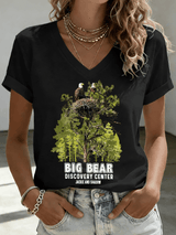 V-Neck Retro Big Bear Discovery Center Jackie And Shadow Print T-Shirt