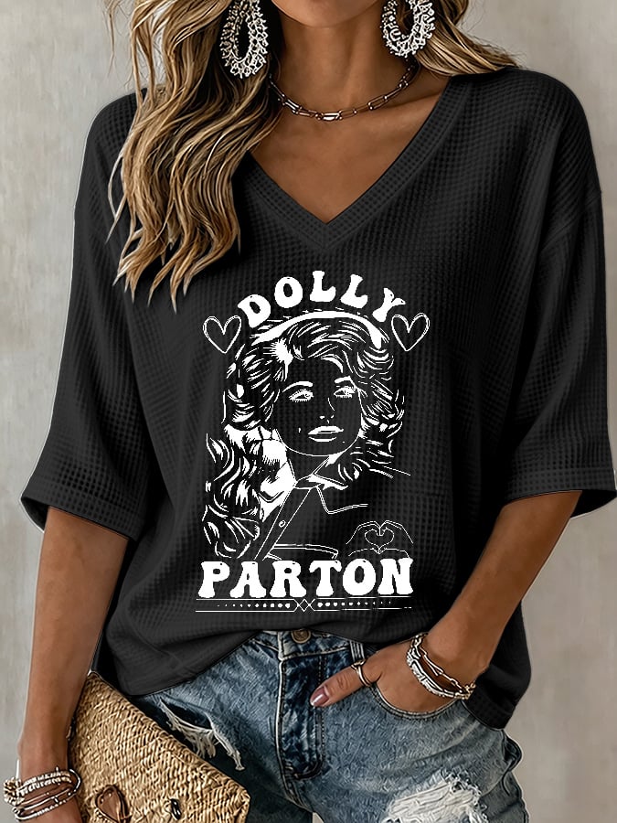 V-Neck Retro Dolly Print T-Shirt