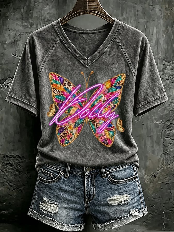 V Neck Retro Butterfly Dolly Queen Of Country Print T-Shirt