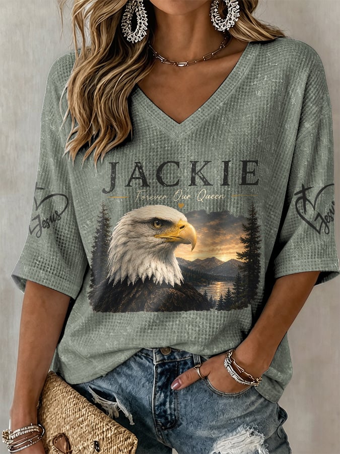 V-Neck Retro Jackie Forever Our Queen Print T-Shirt