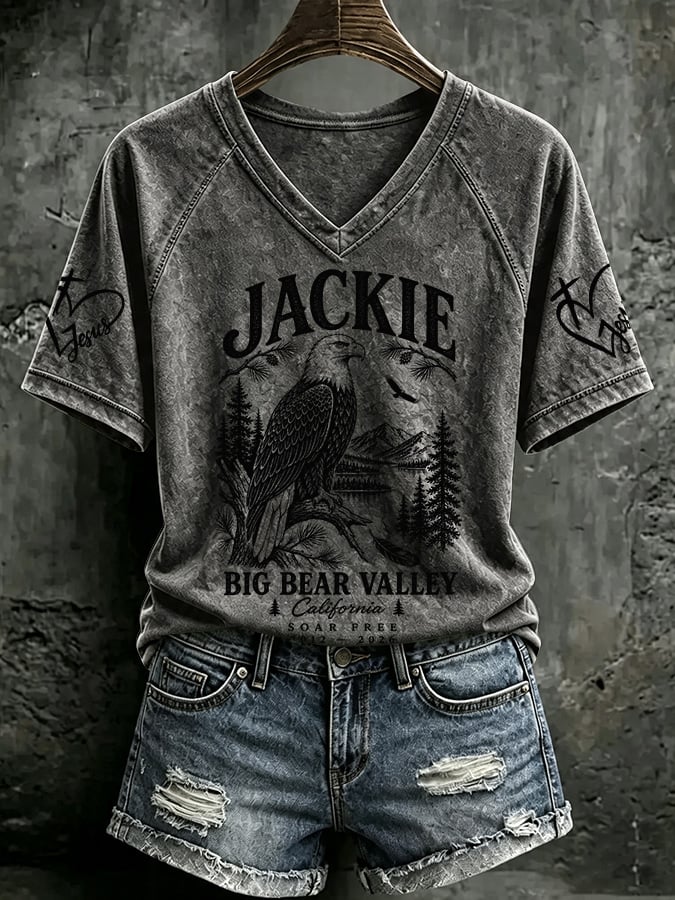 V Neck Retro Jackie Big Bear Valley California Soar Free 2012 - 2026 Print T-Shirt