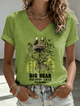 V-Neck Retro Big Bear Discovery Center Jackie And Shadow Print T-Shirt