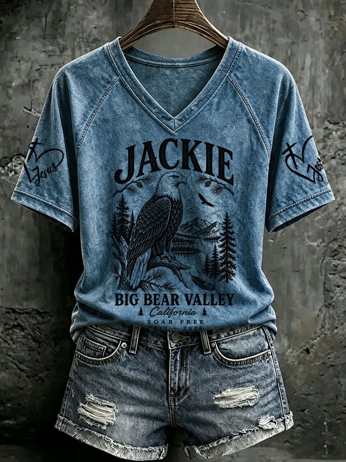 V Neck Retro Jackie Big Bear Valley California Soar Free 2012 - 2026 Print T-Shirt